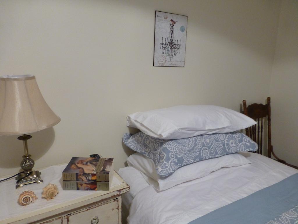 Lakeside Bed & Breakfast Пърт Стая снимка